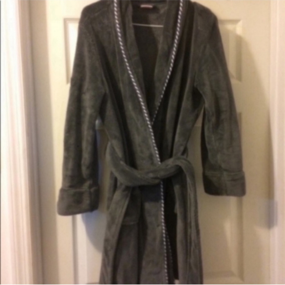 Beautiful Super Soft Gray Plush Robe with Belt
